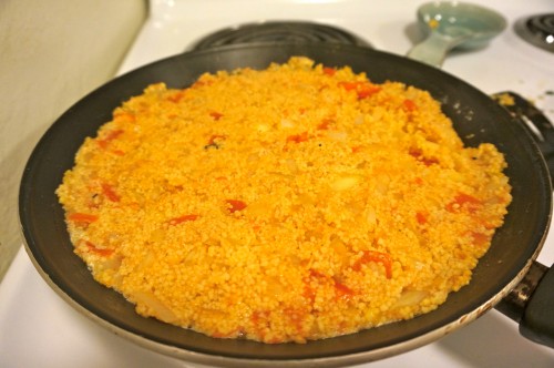 cous cous with tomatoes and onions